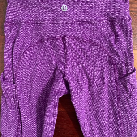Lululemon leggings Size 2 - Picture 1 of 2